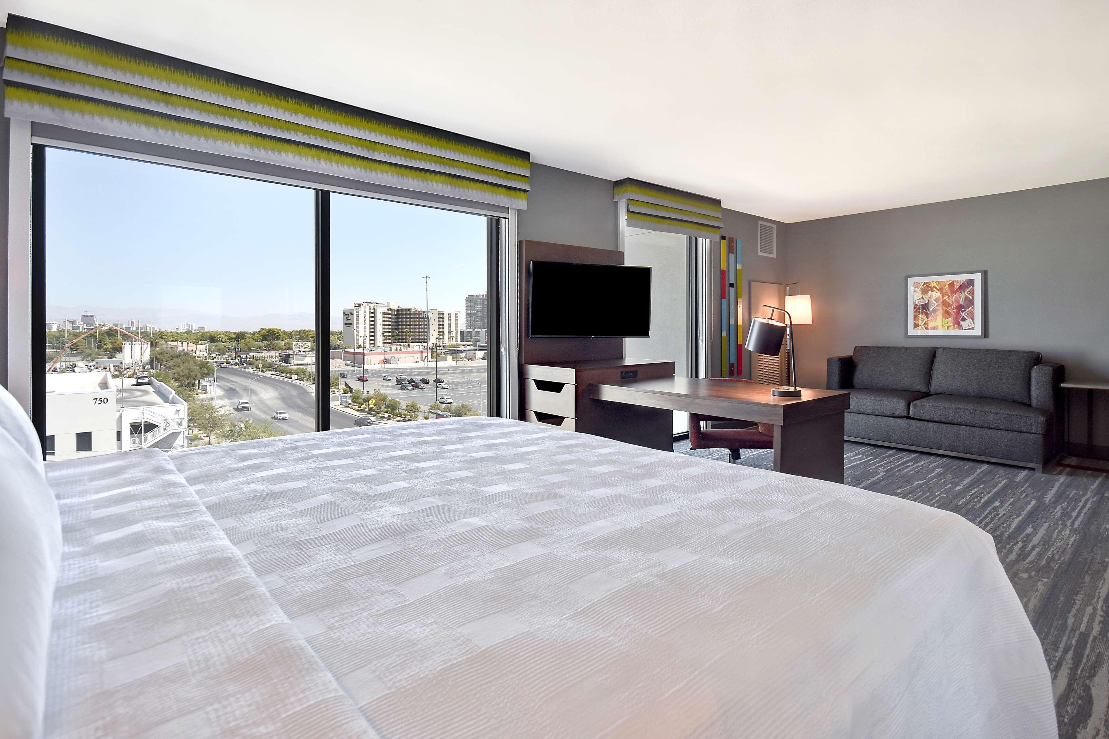 Hampton Inn & Suites Las Vegas Convention Center Exterior foto